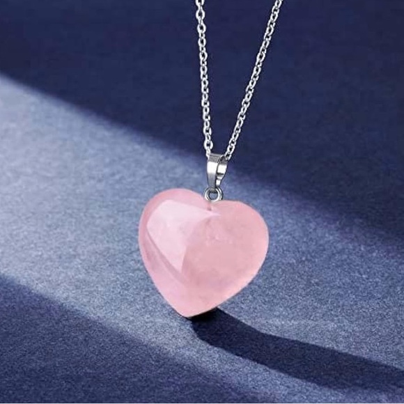 Jewelry - 100% Genuine Rose Quarts Stone Necklace 💖